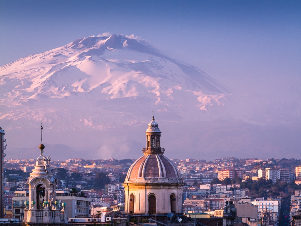 Catania, l’Etna e l’ora d’oro